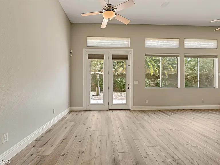 2149 Sentito Cir — Photo 10