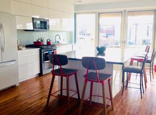 732 Kenyon St NW, Washington, DC 20010
