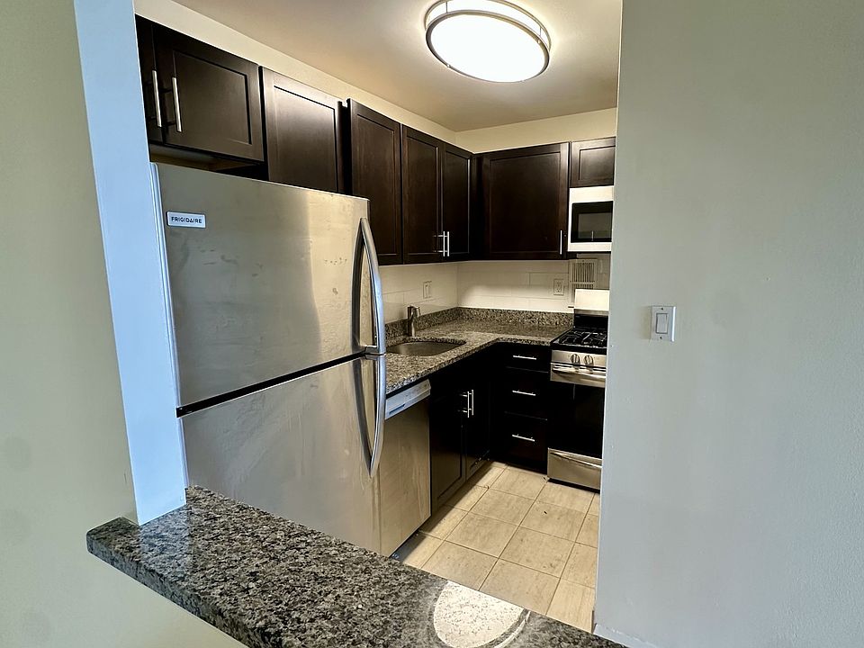 1st image of 185-187 Freeman St #U735