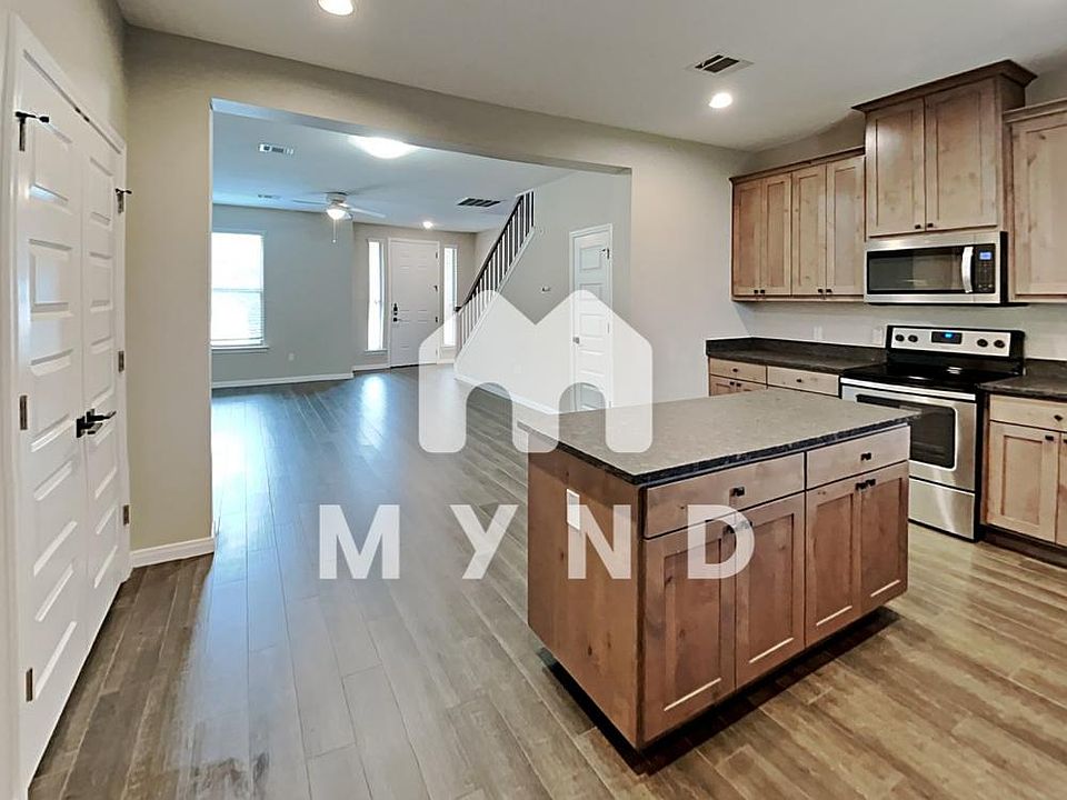 1st image of 179 Holly St #94960e415