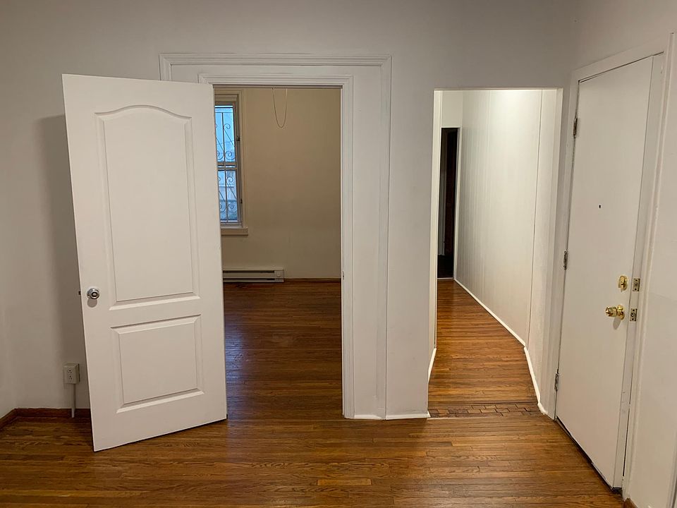 1st image of 16 S Redfield St Floor 1