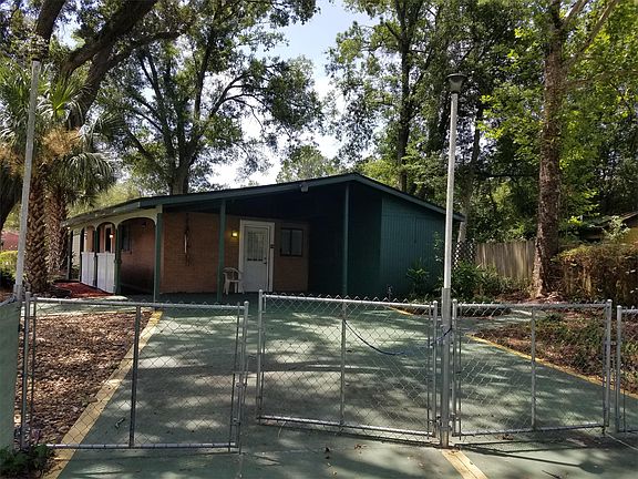 3rd image of 7152 Karenita Dr