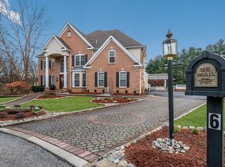 6 Stoney End Rd, Broomall, PA 19008