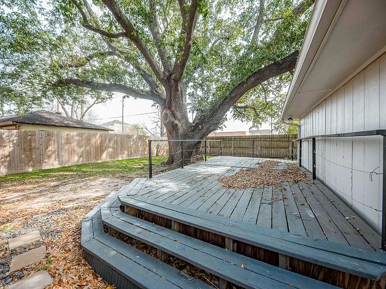 451 Gentilly Dr — Photo 27