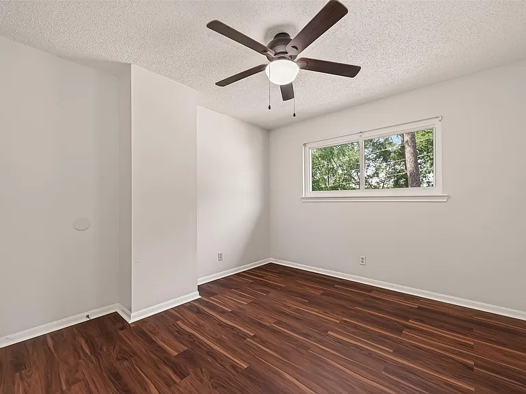 14507 Ravenhurst Ln — Photo 26
