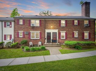 210 Lincoln Park E #210, Cranford, NJ 07016