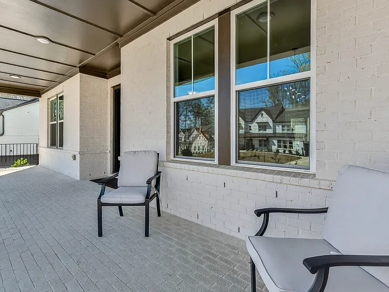 512 Cedar Crest Cir — Photo 5