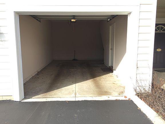 2nd image of 4966 Ivyvine Blvd