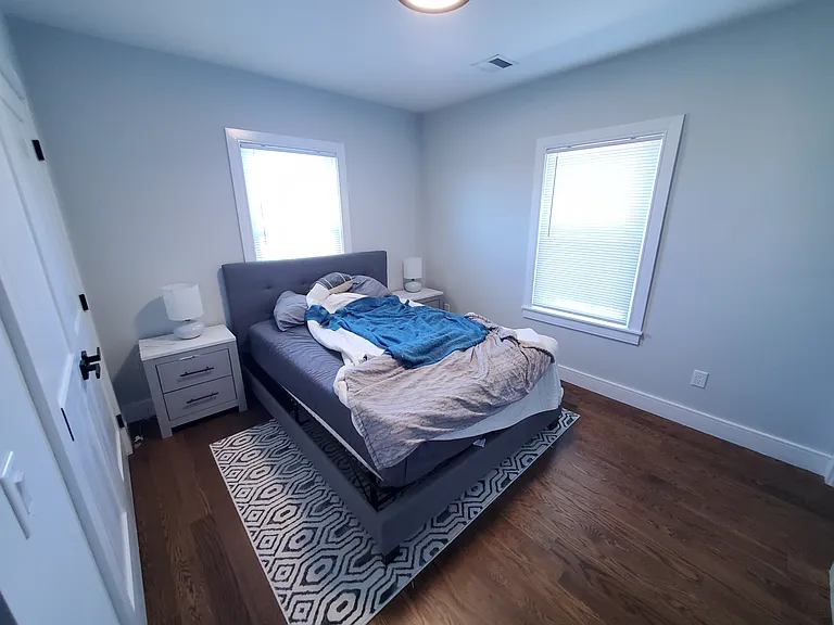 240 Palfrey St #1 — Photo 9