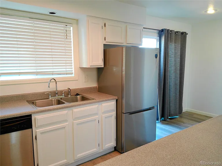 6944 Palmer Park Blvd — Photo 8
