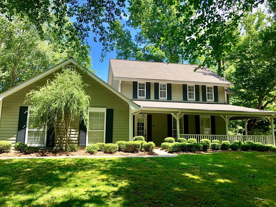 1st image of 382 Auburn Dr