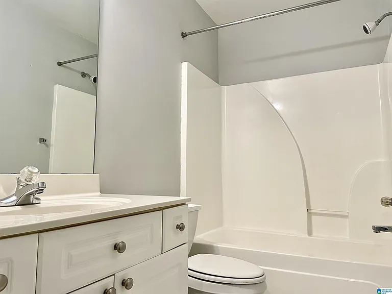 3524 Savannah Park Ln — Photo 13