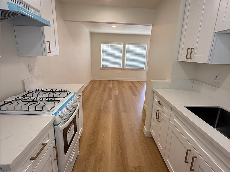 GC Properties — Photo 5