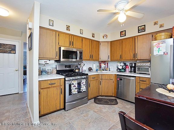 4th image of 254 Cortelyou Ave