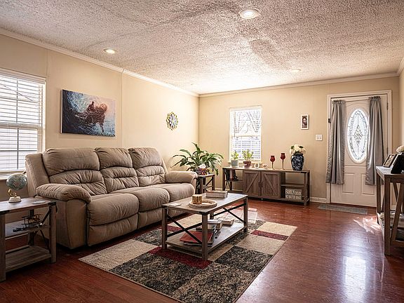 5th image of 5323 Marion Ave