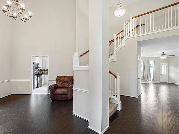 2nd image of 3414 McMahon Way