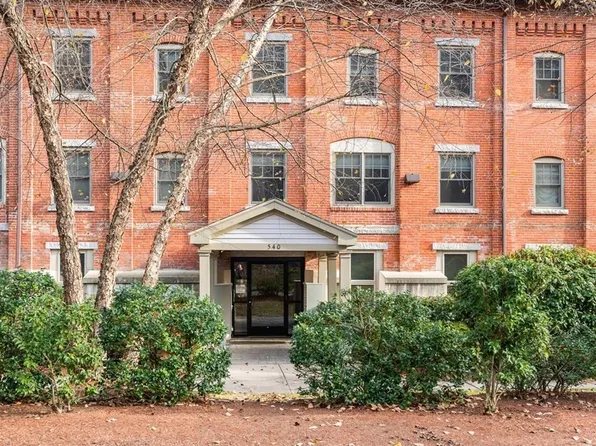 540 Main St Unit 303, Clinton, MA 01510