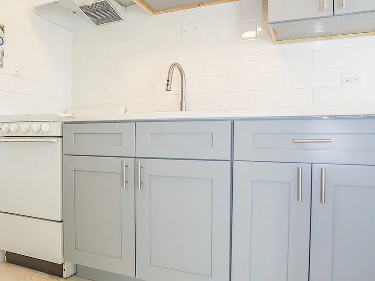 6112 N Kenmore Ave #404 — Photo 3
