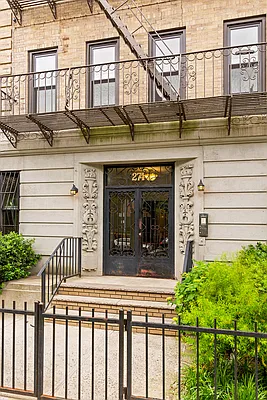 Sold by Compass | media 8