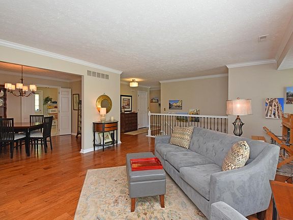 5th image of 3527 Forestoak Ct