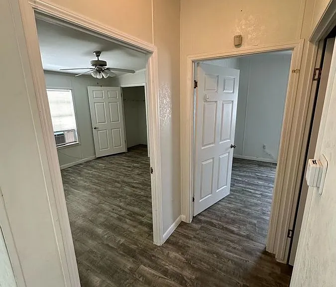 11832 Leeward Pl — Photo 16