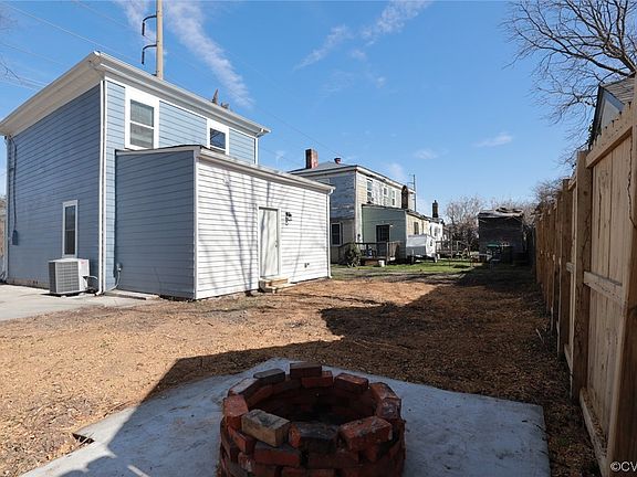 4th image of 930 McKenzie St