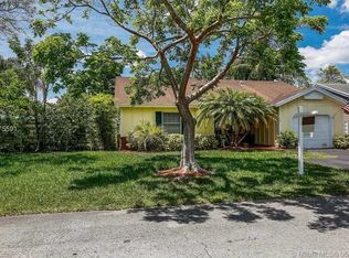 14201 SW 146th Ter, Miami, FL 33186