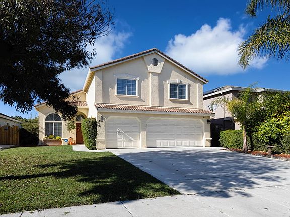 2nd image of 210 San Tropez Dr