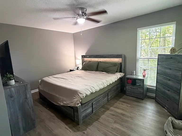 N Ridge Dr — Photo 17