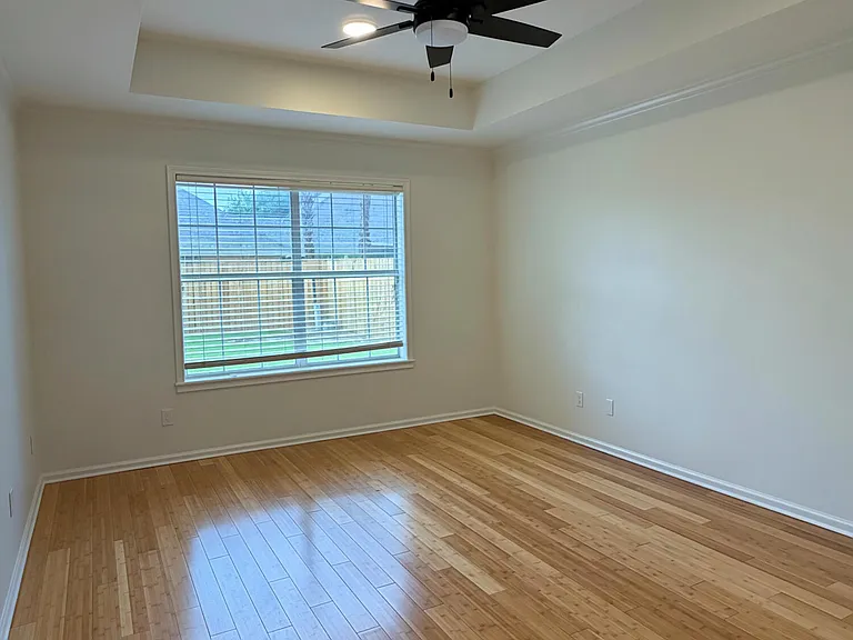 103 Kirkwood Ln — Photo 9