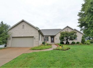 718 N Cypress St, Boonville, IN 47601