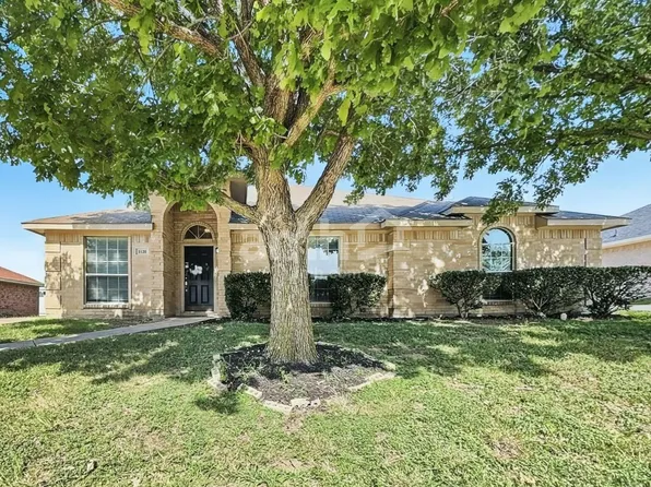 1120 Rio Bravo Dr, Desoto, TX 75115