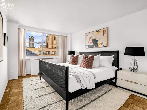 2025 Broadway image 4 of 8