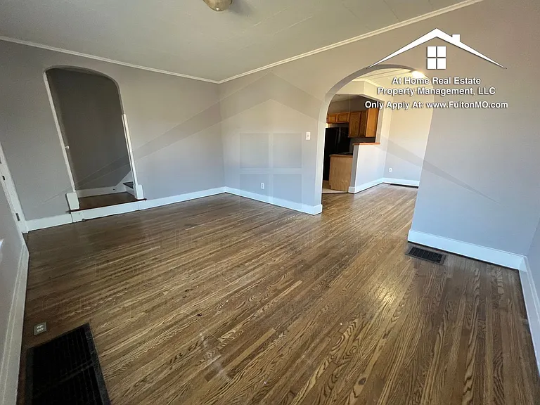 837 Nichols St — Photo 3
