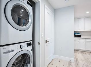 10718 Acama St, Studio City, CA 91602