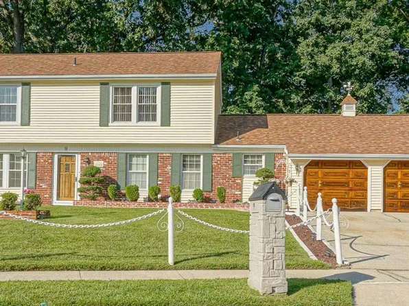 9 Gemini Ct, Sewell, NJ 08080