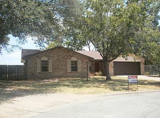 130 Poinsetta Cir, Terrell, TX 75160