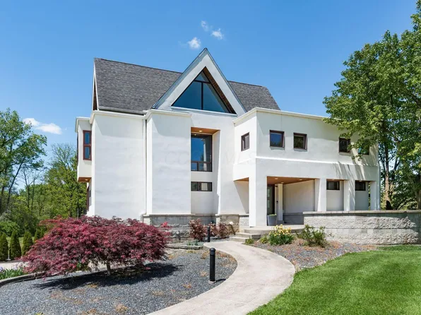 100 Stonesthrow Dr, Alexandria, OH 43001