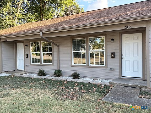 2nd image of 1306 White Ave #2