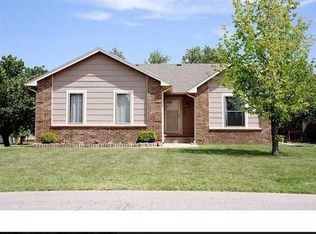 7302 E 31st St N, Wichita, KS 67226
