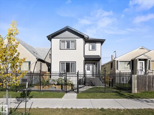10625 96th St NW, Edmonton, AB T5H 2J1