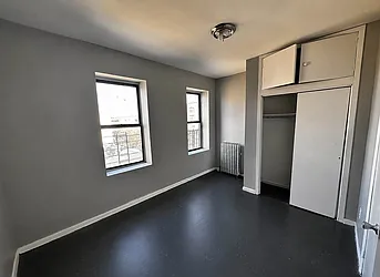 2095 Mohegan Avenue, #1A
