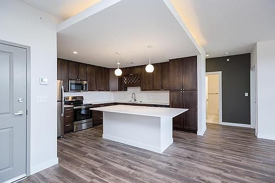 3rd image of 7420 Tallgrass Pkwy APT 205B
