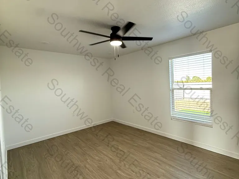3509 Ethan Ave — Photo 4