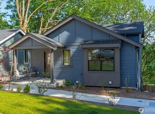 436 20th Ave, Kirkland, WA 98033