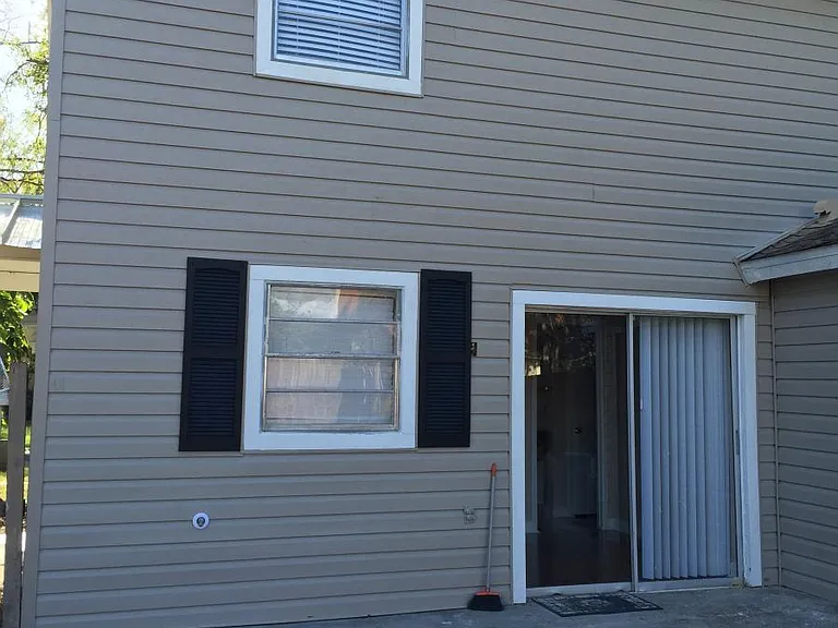 13901 Village Terrace Dr — Photo 12