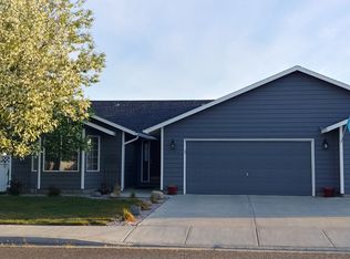8011 Langara Dr, Pasco, WA