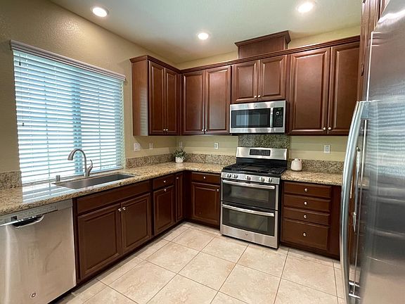 4th image of 8162 Ryland Dr