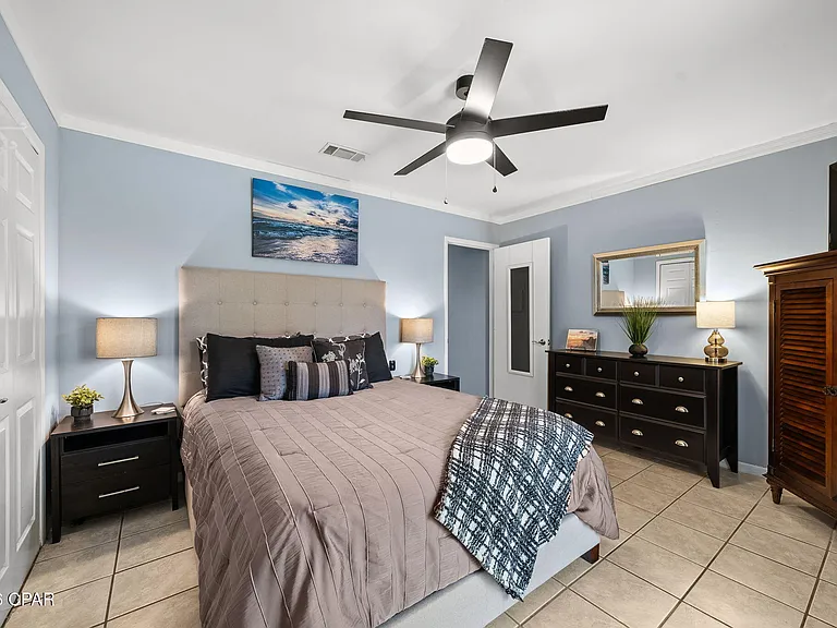 503 Granada Cir #503B — Photo 12