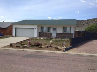 605 Cobblestone Ct #10, Canon City, CO